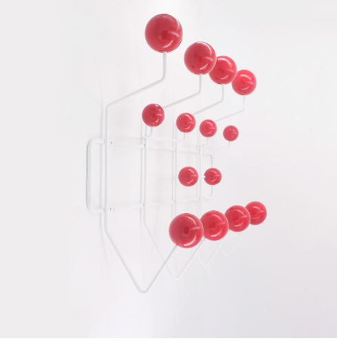 壁掛けハンガー – エレガントで機能的なデザイン