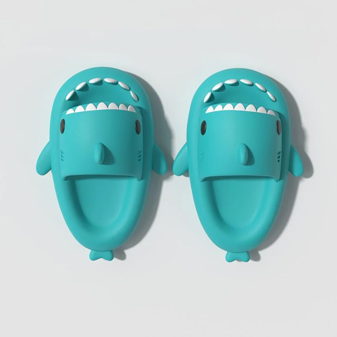 Requin Slippers – Fun en Comfortstijl