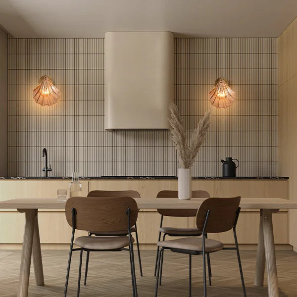 מנורת קיר צדף – תאורה אלגנטית וימית