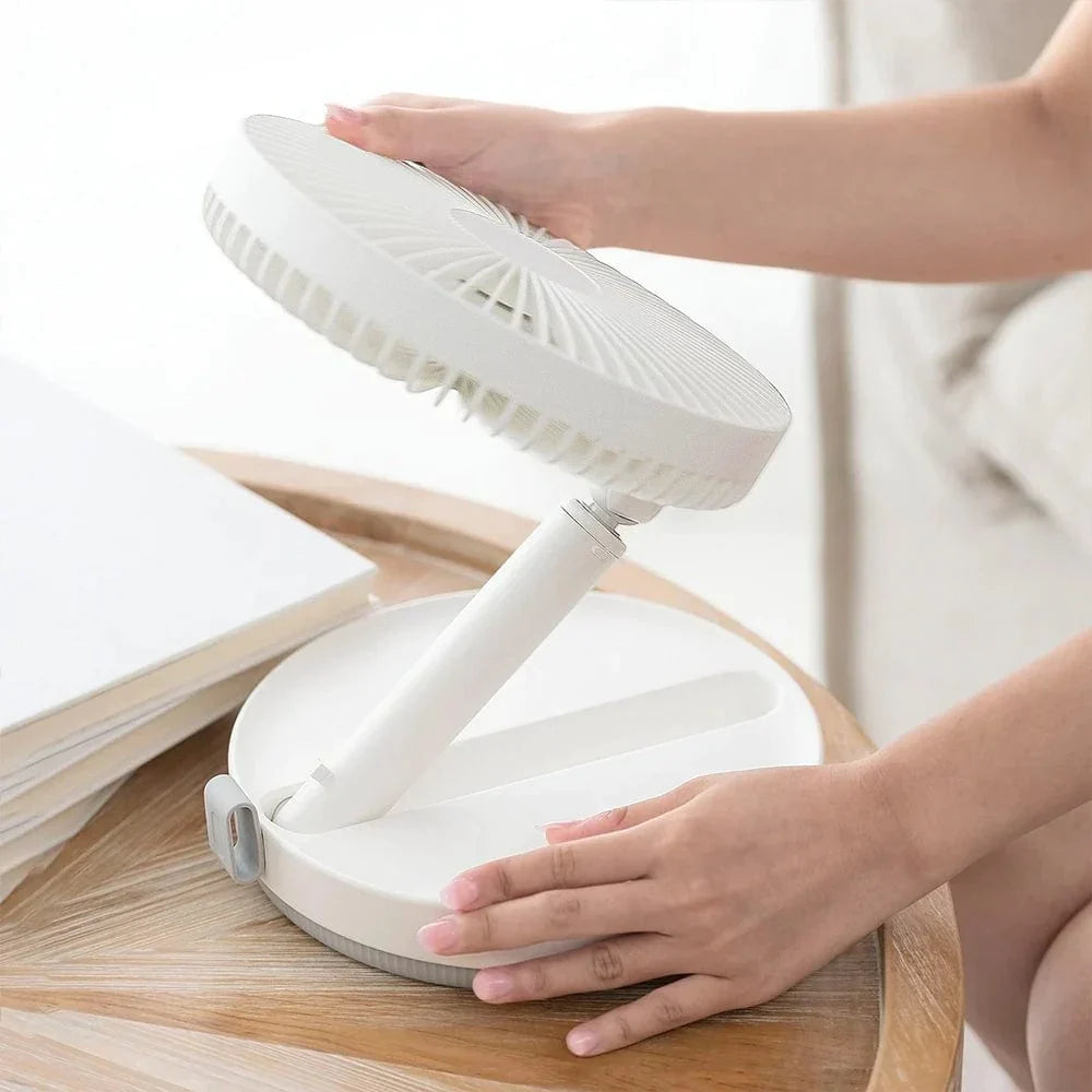 Hordozható teleszkópos ventilátor beépített akkumulátorral