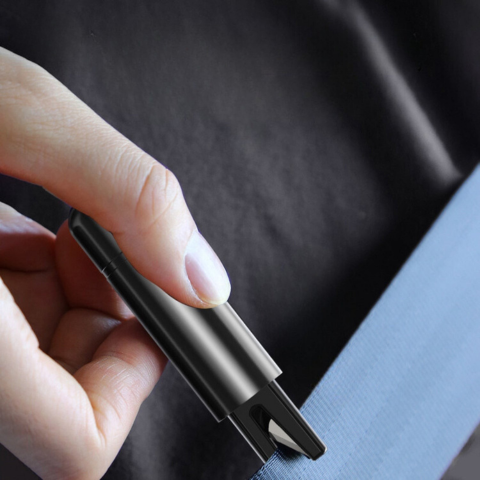 Kompakt säkerhetsverktyg för fordonsindustrin - praktisk design och omedelbar användning