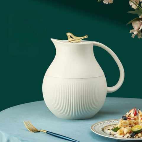 Modern Thermal Carafe - Refined style and practical function