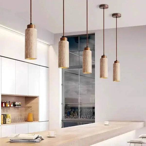 מנורת תלויה מאבן טבעית – אלגנטיות ואותנטיות