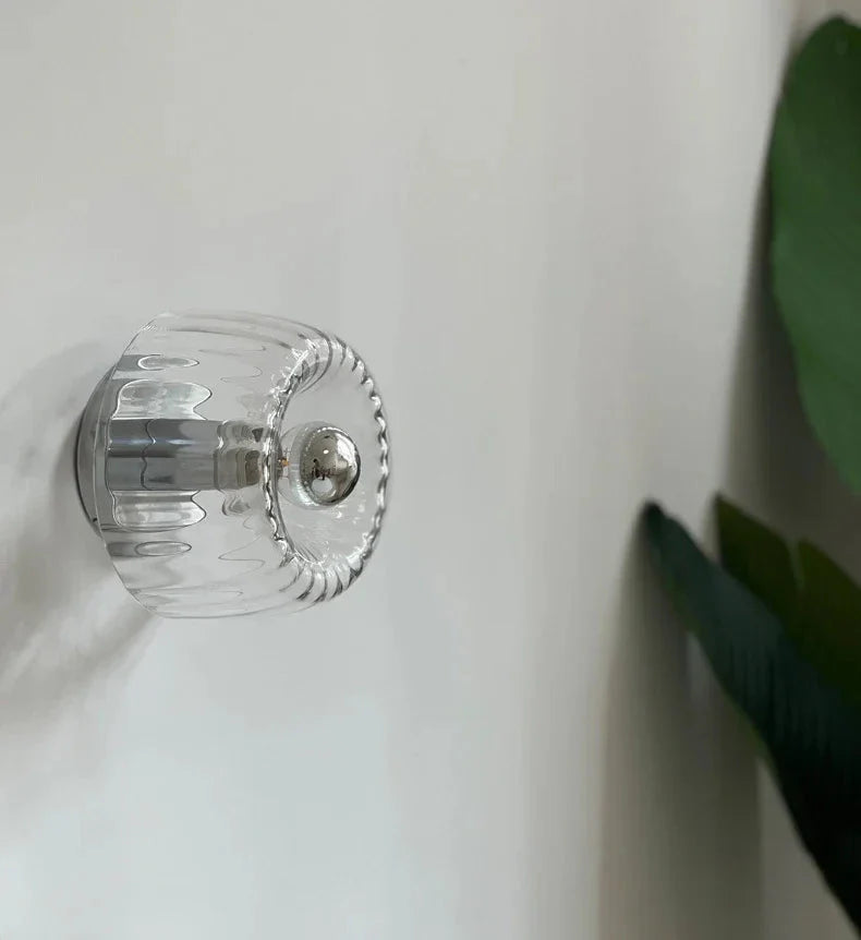 Aplique de Pared de Diseño – Estilo Nórdico y Iluminación Reconfortante 