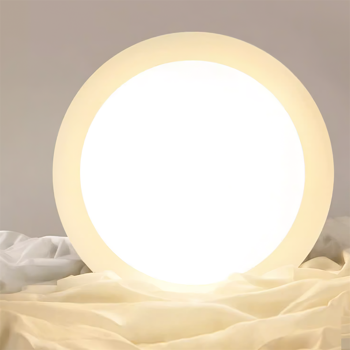 Okrúhle stropné svietidlo LED - prirodzená žiara a diskrétna elegancia