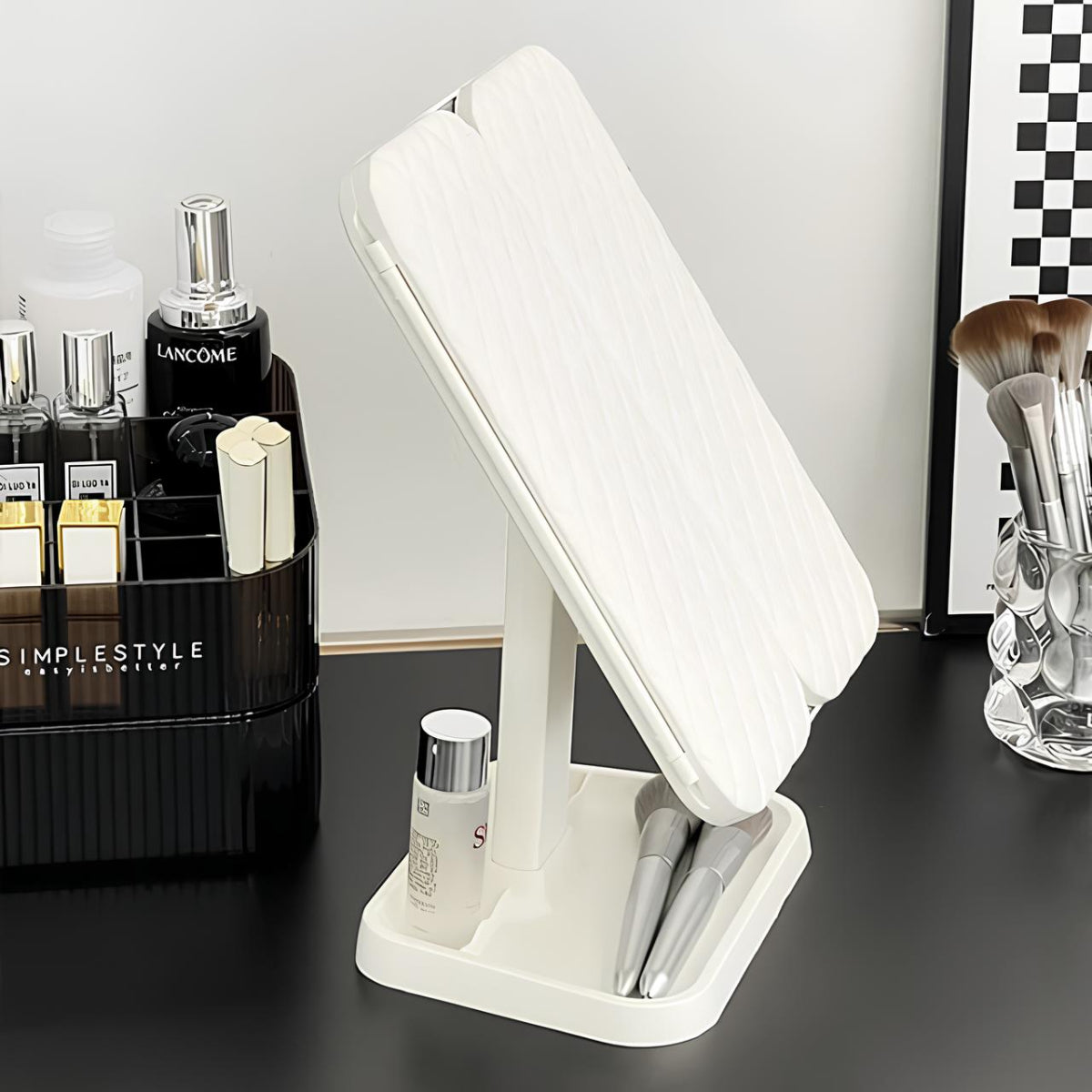 Slimme Spiegel — LED Verlichting En Moderne Weergave 