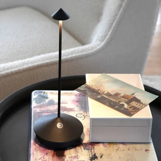 LED Bordlampe – Trådløs og Genopladelig 