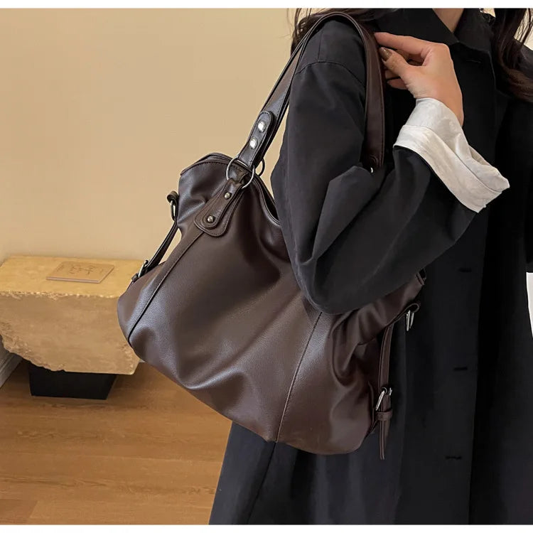 Zita | Grande Bolsa de Mão Mole com Alça Removível – Elegância e Praticidade 