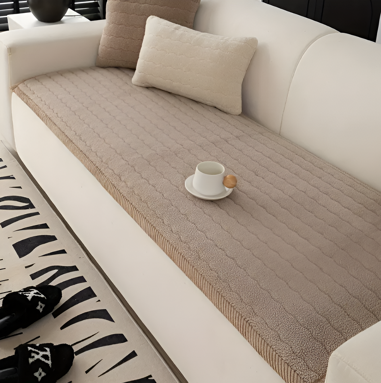 Rutschfeste Sofahülle – Idealer Schutz für Tiere 