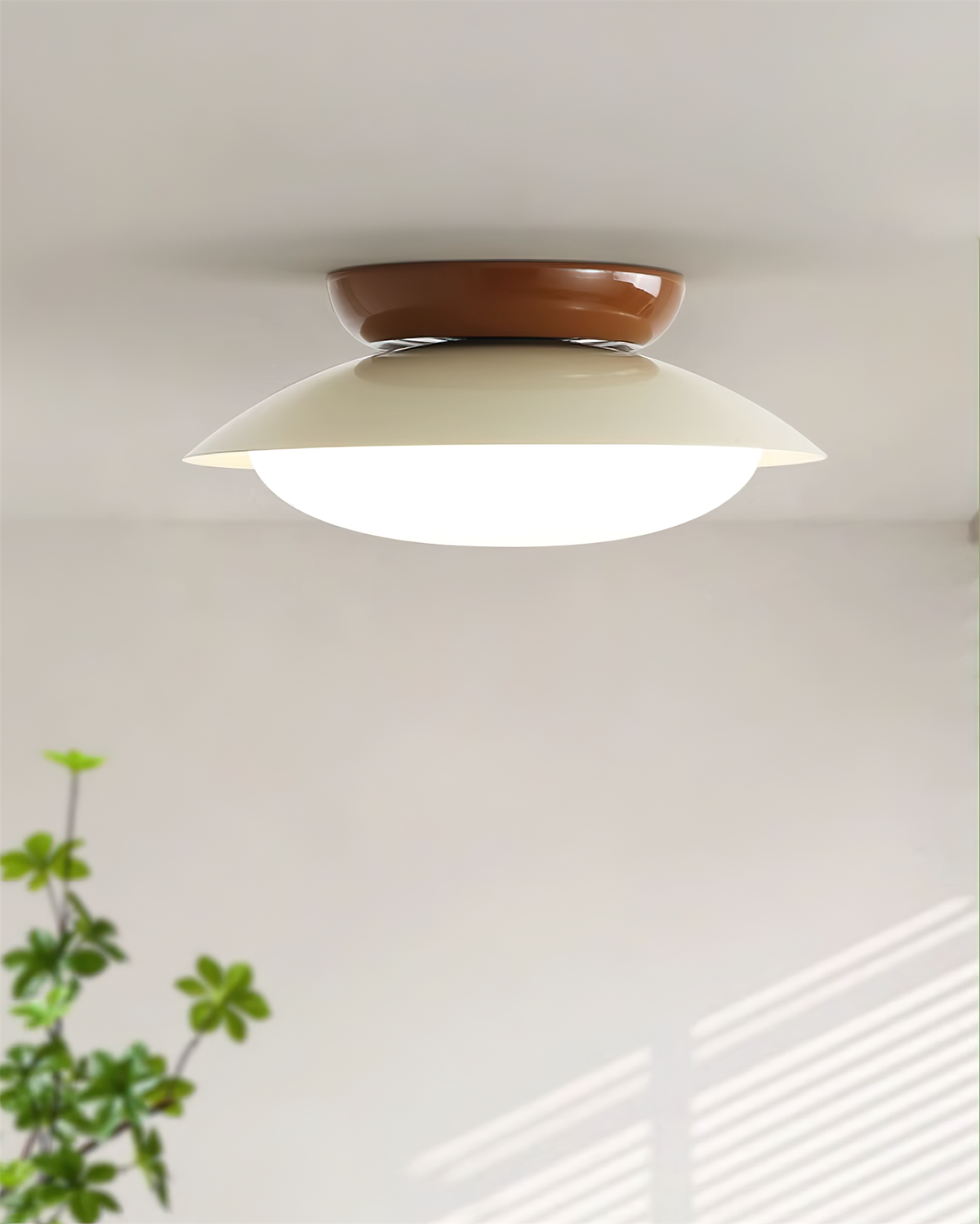 Okrúhle stropné svietidlo LED - prirodzená žiara a diskrétna elegancia
