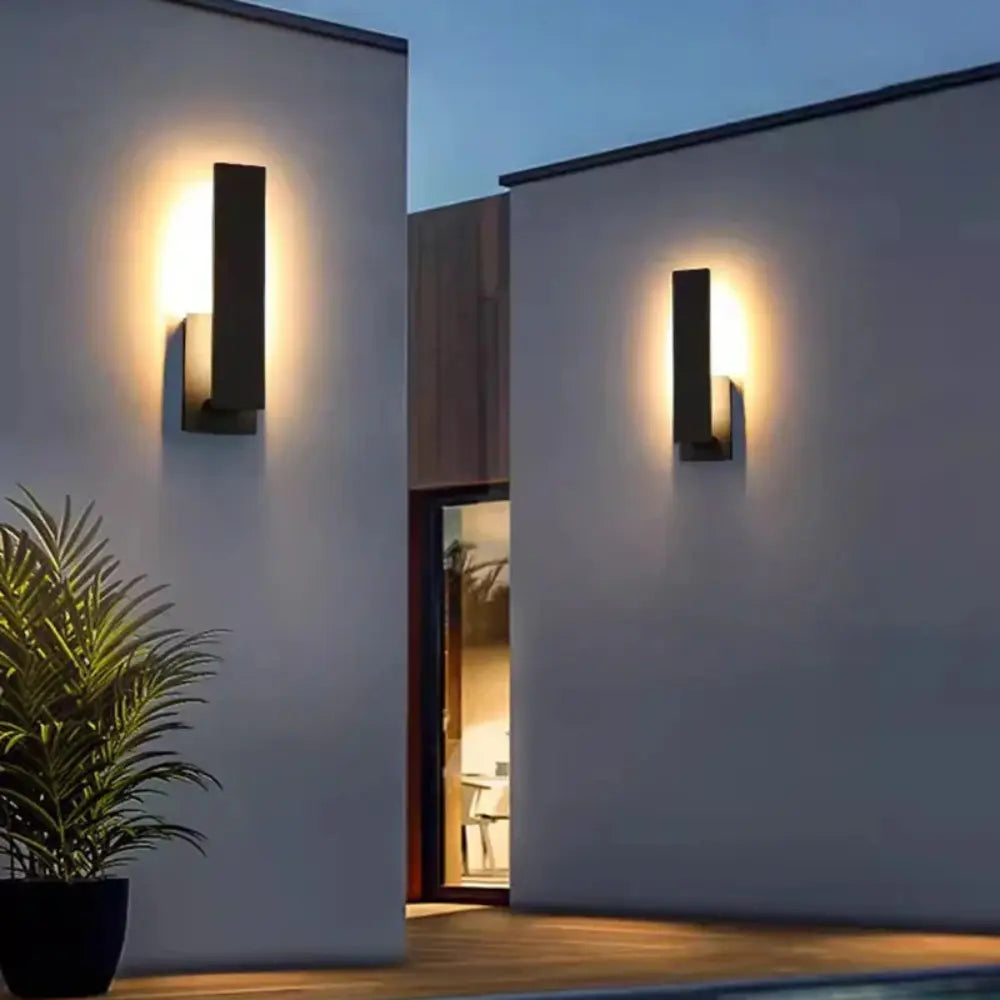 IP65-beständig vägglampa för utomhusbruk - Soliditet och modernitet