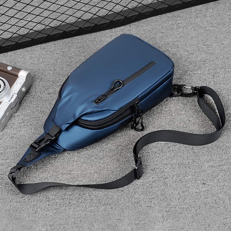 Waterproof Secure Shoulder Bag – Practical and Water-Resistant 