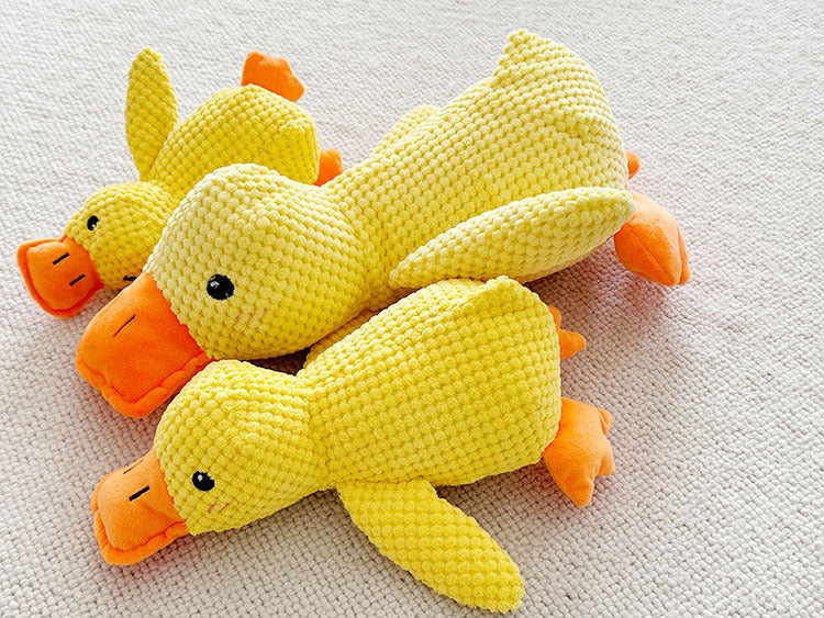 Soothing Duck Toy for Dog – Play and Relaxation Companion 