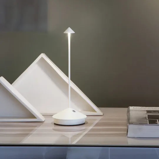 LED Bordlampe – Trådløs og Genopladelig 