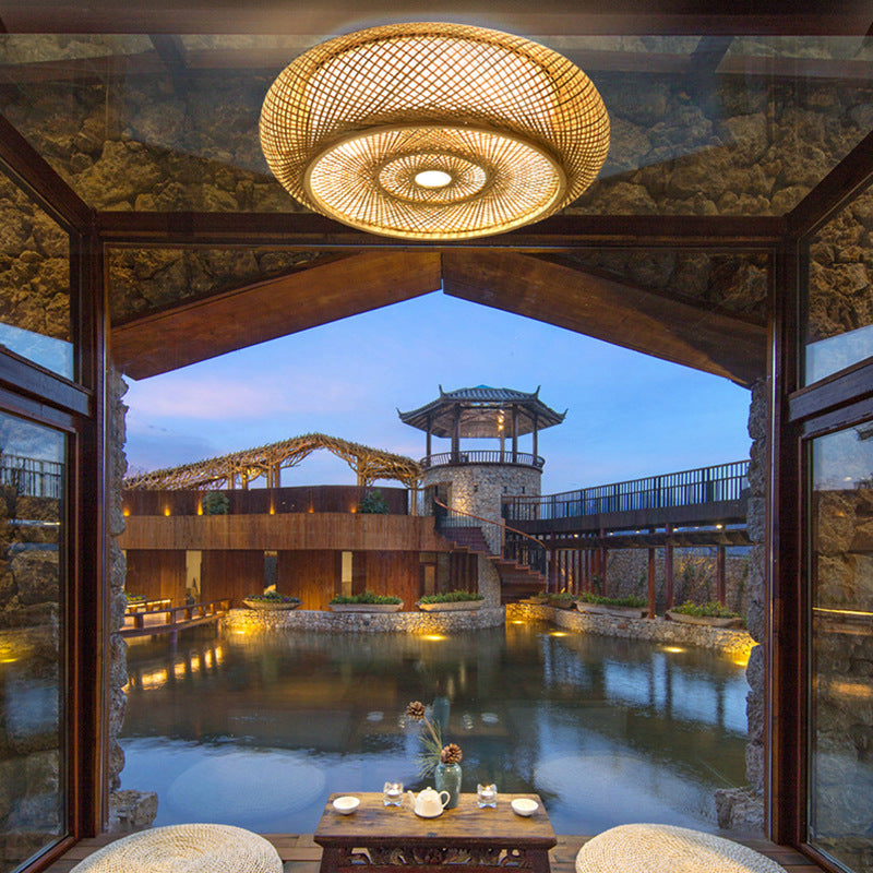 Hængelampe i naturlig bambus - Elegance og autenticitet