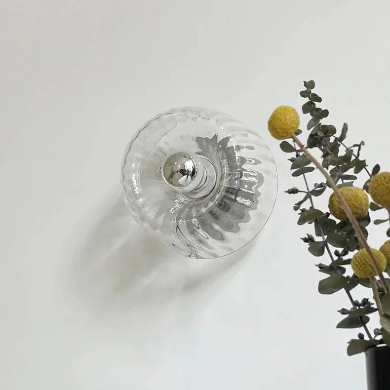 Aplique de Pared de Diseño – Estilo Nórdico y Iluminación Reconfortante 