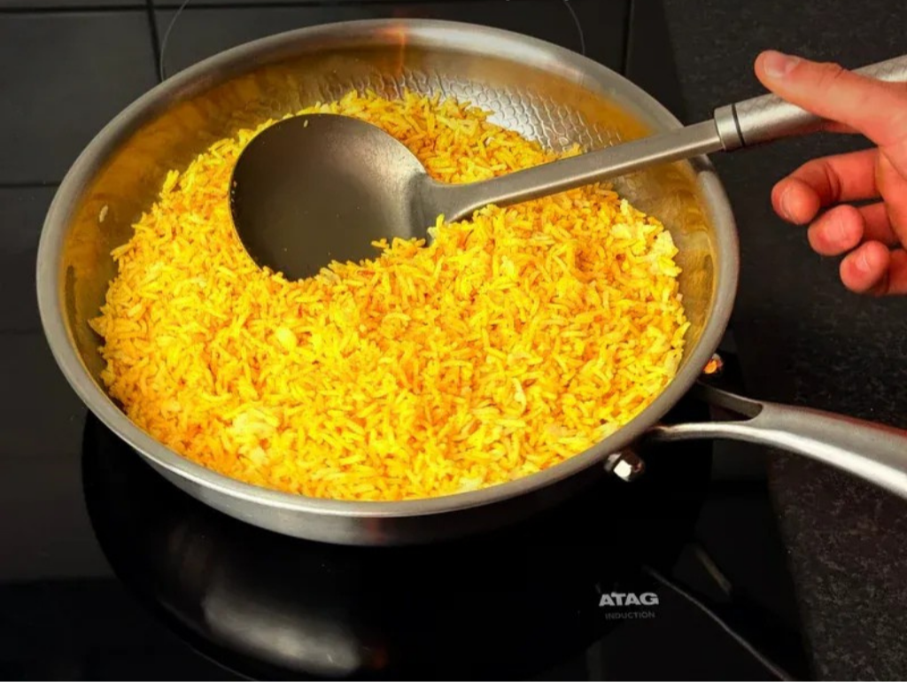 מחבת טיטניום – בישול בריא וללא מאמץ 