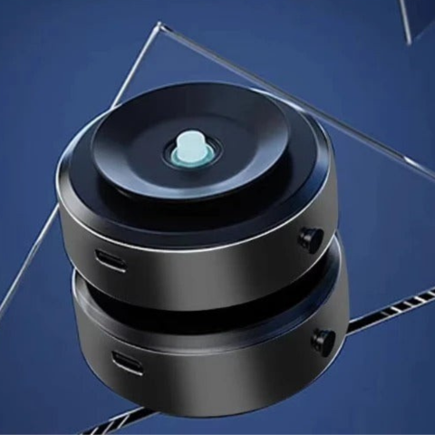 360° Magnetic Car Phone Holder - Sturdy Fixing and Practical Use