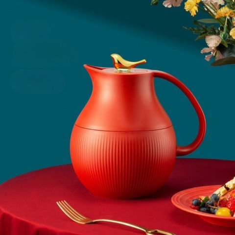 Moderna caraffa termica - Stile raffinato e funzionalità pratica