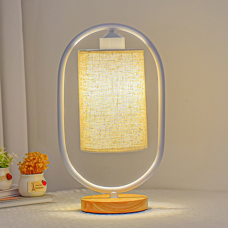Lampa stołowa LED — Elegancja vintage 
