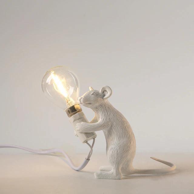 Lampada da Tavolo Topo – Decorazione Originale e Illuminazione di Tendenza 