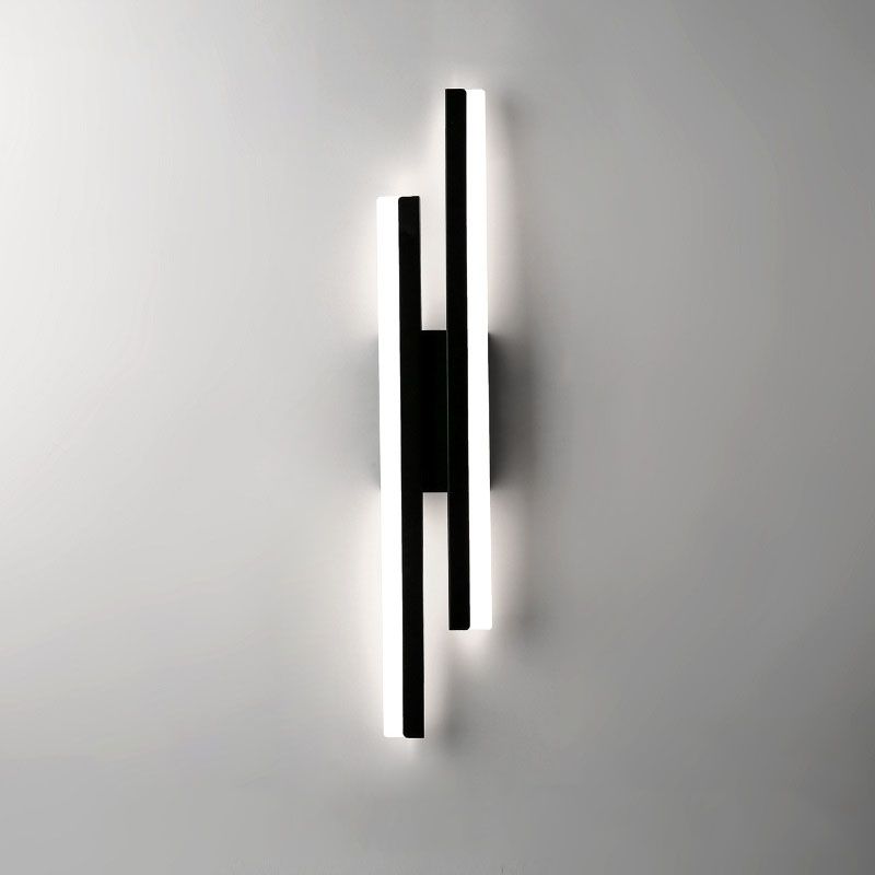 Lampa ścienna LED – nowoczesny styl pionowy 