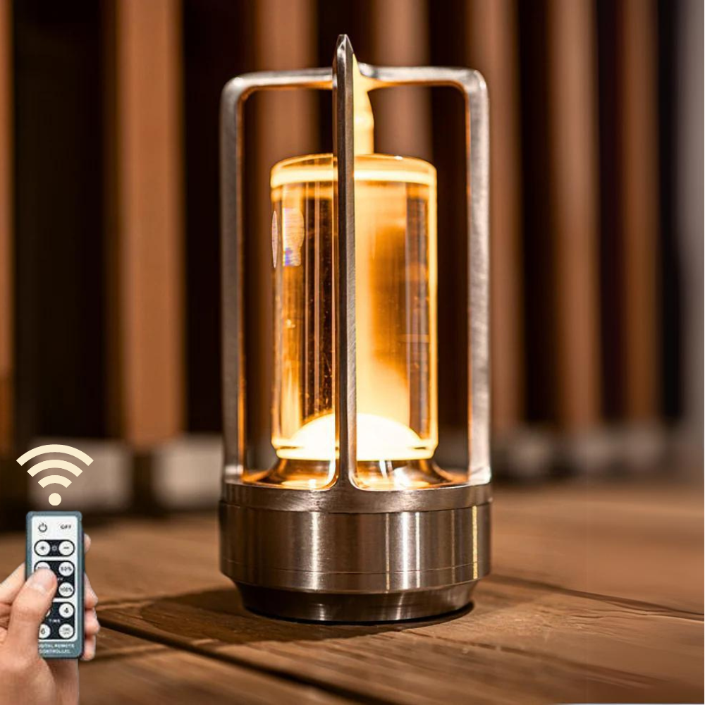 Genopladelig Bordlampe – Blødt Lys Og Tidløst Design 