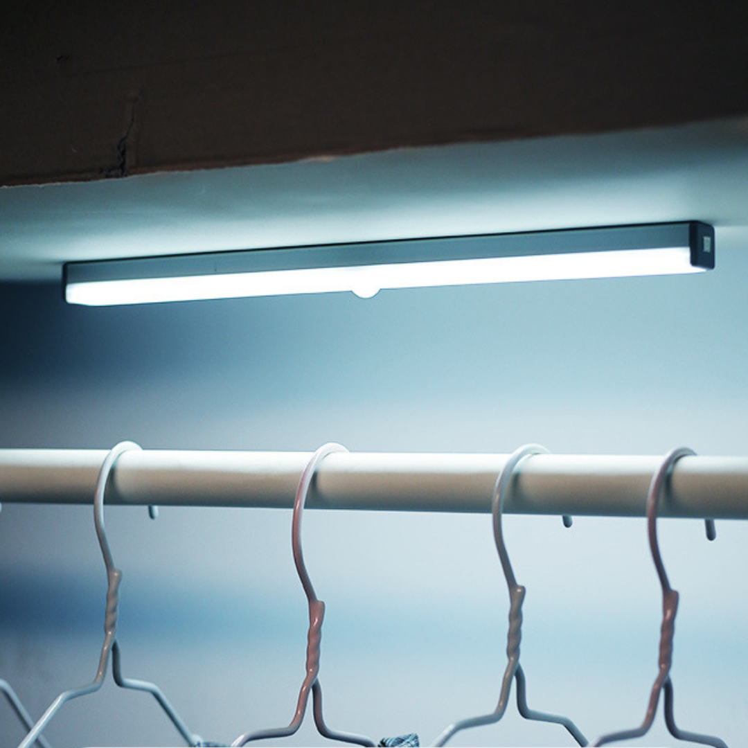 Verlichtingsbalk — Slimme Verlichting Met Bewegingssensor 