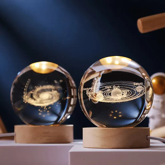 Dekorativní LED lampa – gravírované provedení a moderní styl 