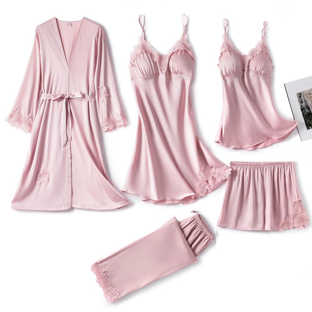 Soft And Chic Pajamas – Luxurious Comfort And Lightness 