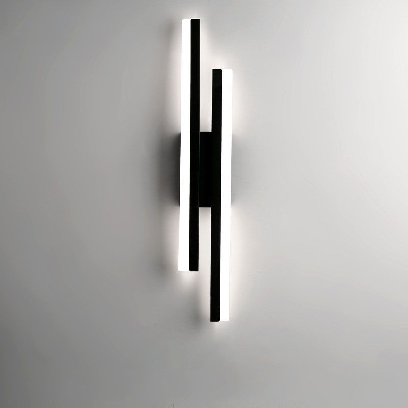 Lampa ścienna LED – nowoczesny styl pionowy 
