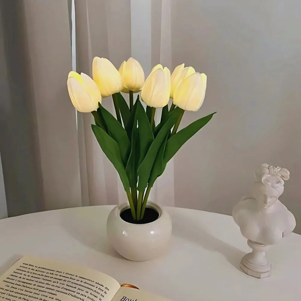 Decorative Tulip Lamp – Warm and Refined Atmosphere 