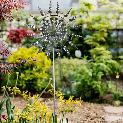 Eólica Escultural Exterior – Beleza Natural e Dinâmica 